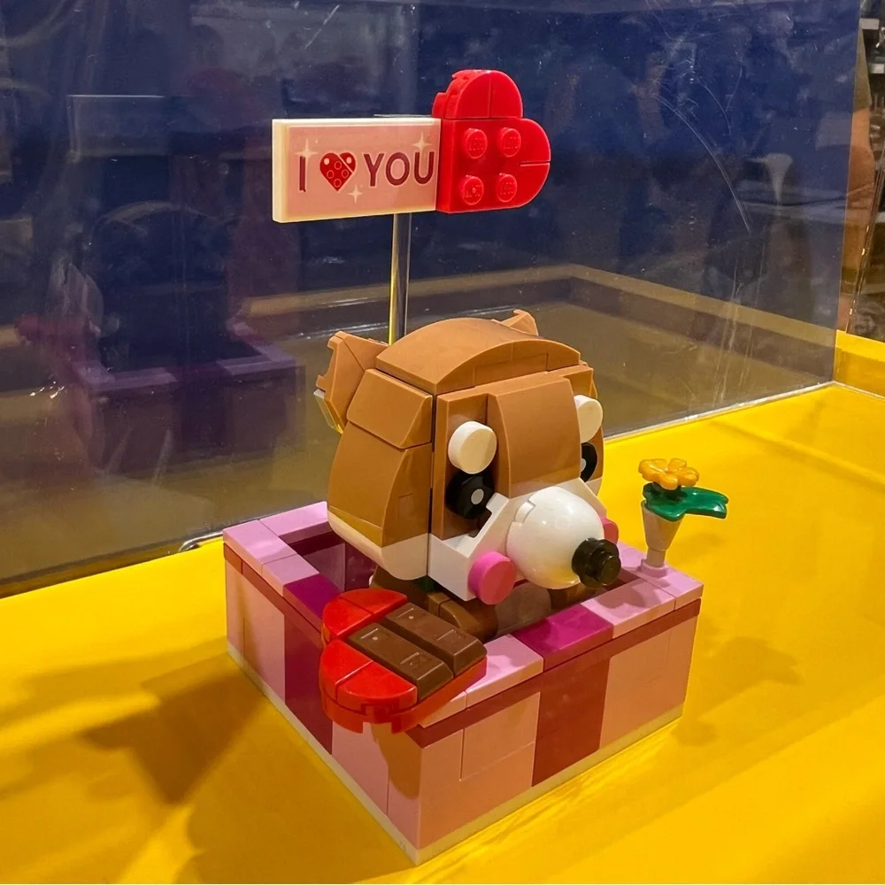 LEGO Limited Edition Love Heart Chocolate Gift Box-Shiba Inu #40679, 158 Pcs,NIB